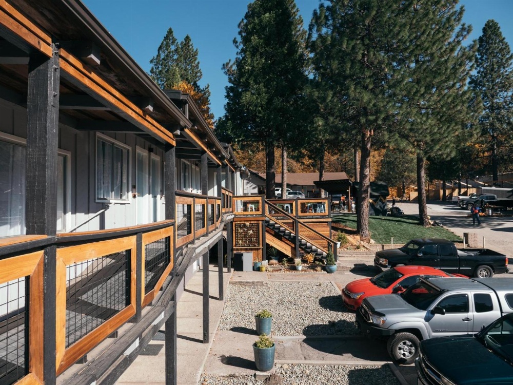 LOGE Mt. Shasta